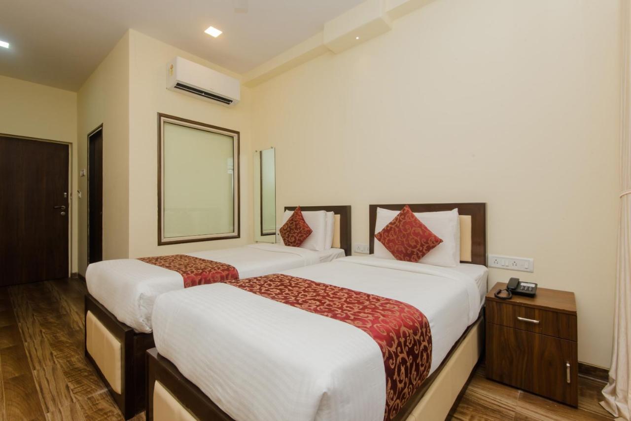 Super Hotel O Divine Residency Near Phoenix Marketcity Bombay Esterno foto