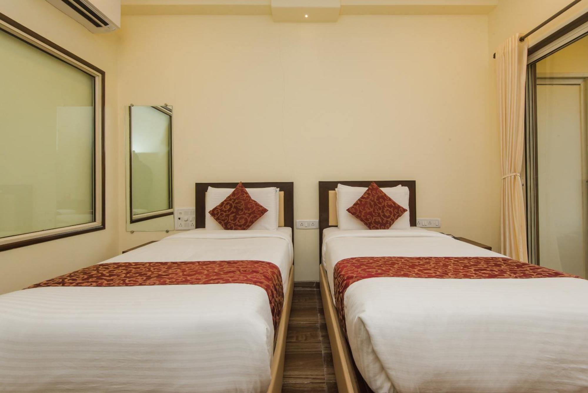 Super Hotel O Divine Residency Near Phoenix Marketcity Bombay Esterno foto