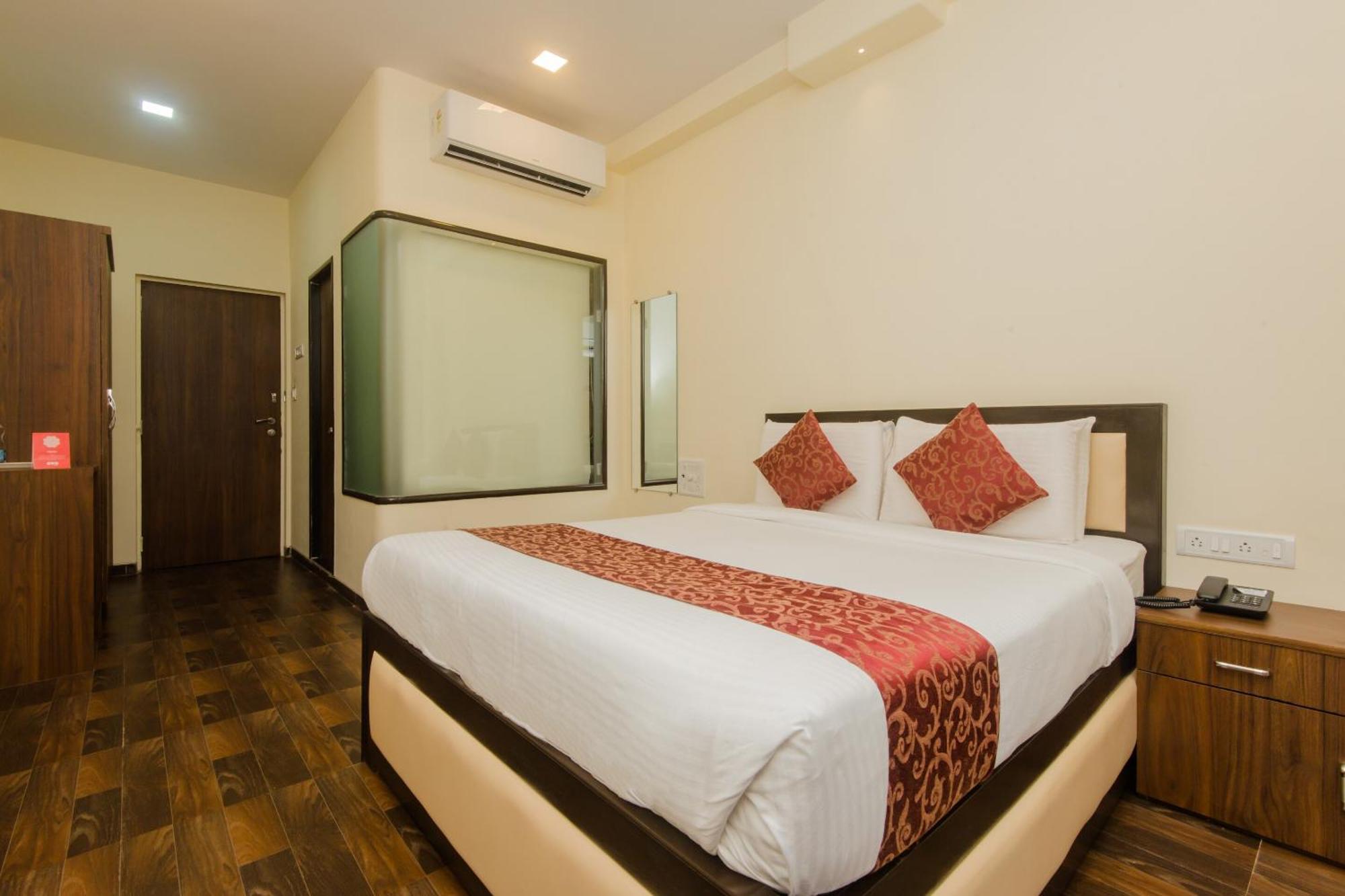 Super Hotel O Divine Residency Near Phoenix Marketcity Bombay Esterno foto